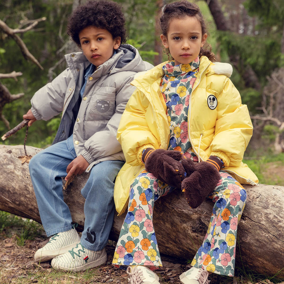 Mouffles douces marron unies en fausse fourrure avec doublure chaude pour enfants