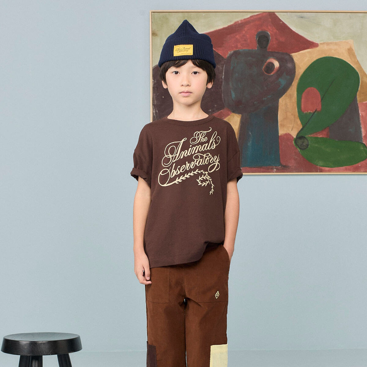 T-shirt décontracté marron foncé en coton bio à motif pour enfant, avec col rond et manches courtes pour tout-petits