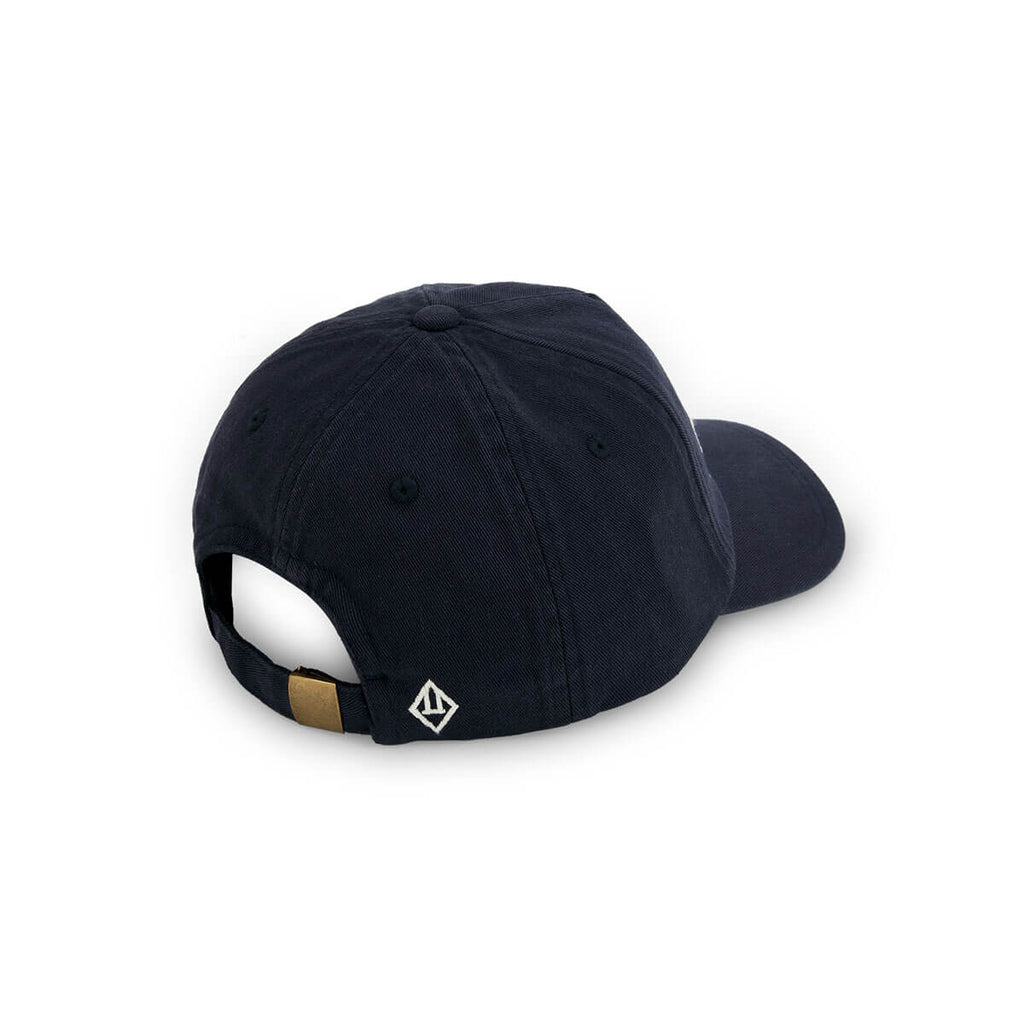 Casquette en coton unie bleu marine décontractée pour enfants avec sangle réglable pour tout-petits