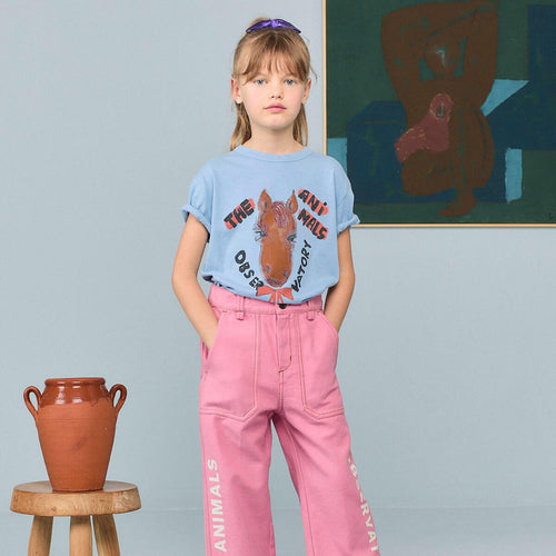 T-shirt décontracté en coton biologique bleu poussière avec motif, col rond et manches courtes pour enfants en bas âge