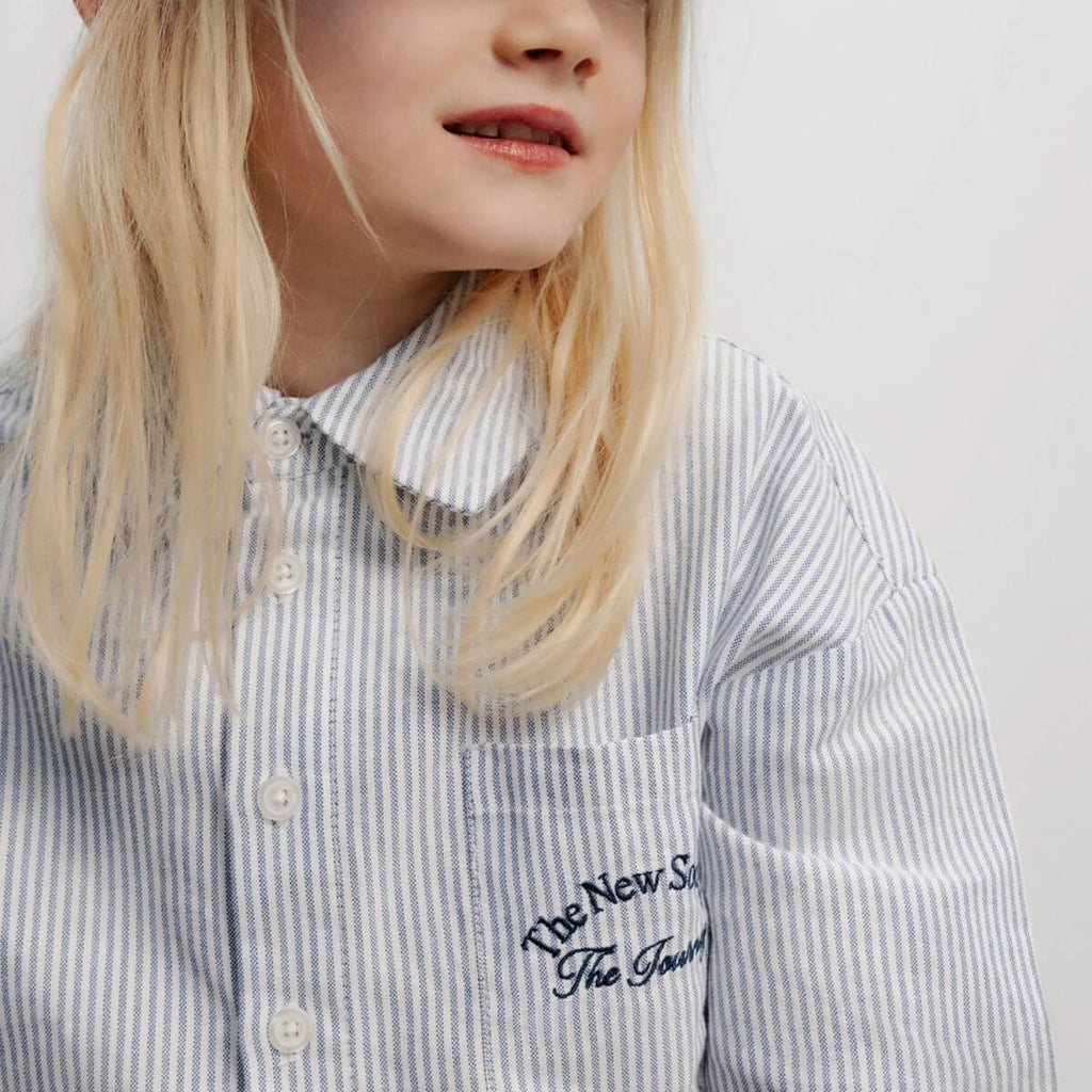 Chemise tissée classique à rayures en coton avec coupe décontractée et boutonnage sur le devant pour enfants de 2 à 14 ans