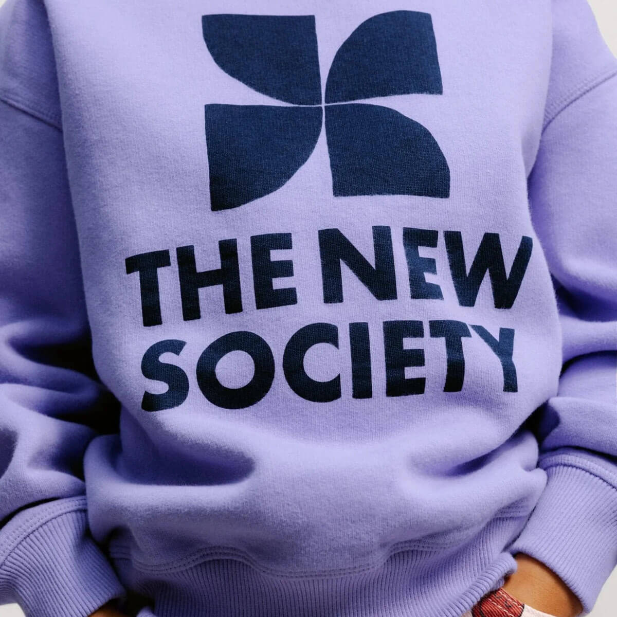 Sweat-shirt ras du cou en coton violet tulipe décontracté à logo avec coupe décontractée pour enfants de 2 à 14 ans