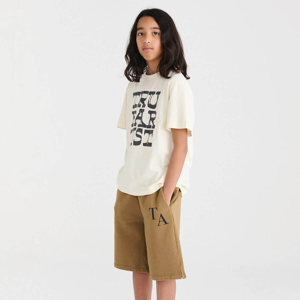 T-shirt en coton biologique blanc cassé à imprimé graphique décontracté avec coupe droite et épaules tombantes pour enfants de 1 à 13 ans