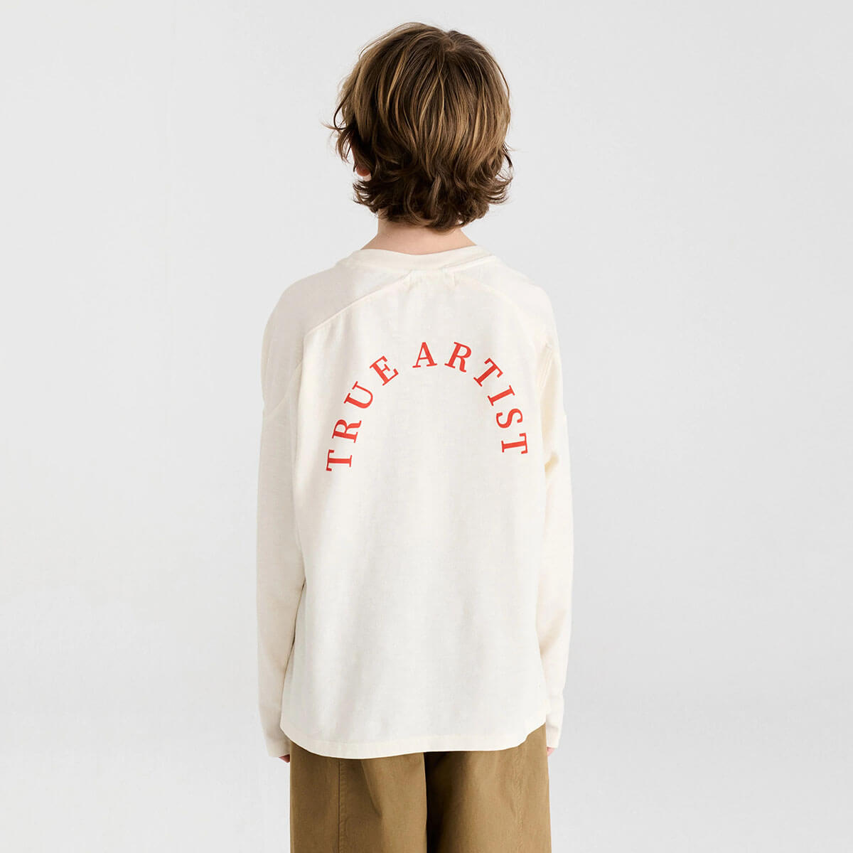 T-shirt décontracté en coton biologique blanc cassé à imprimé graphique avec col rond et épaules tombantes pour enfants de 1 à 13 ans