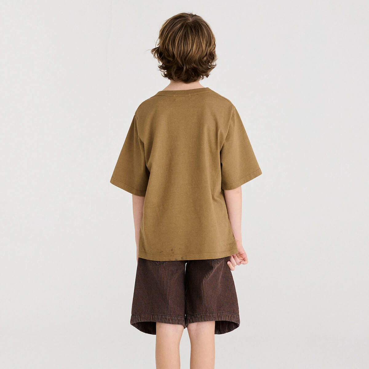 T-shirt ample en coton biologique brun Loutre, avec impression numérotée, coupe carrée et manches courtes, pour enfants de 1 à 13 ans