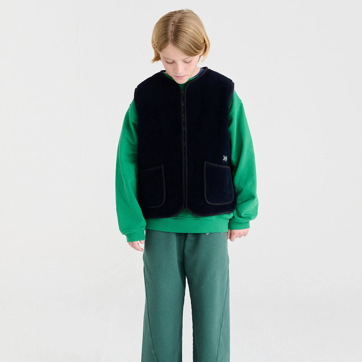 Doudoune sans manches pour enfants de 1 à 13 ans en polyester recyclé, bleu nuit, unie, sportive, légère et chaude